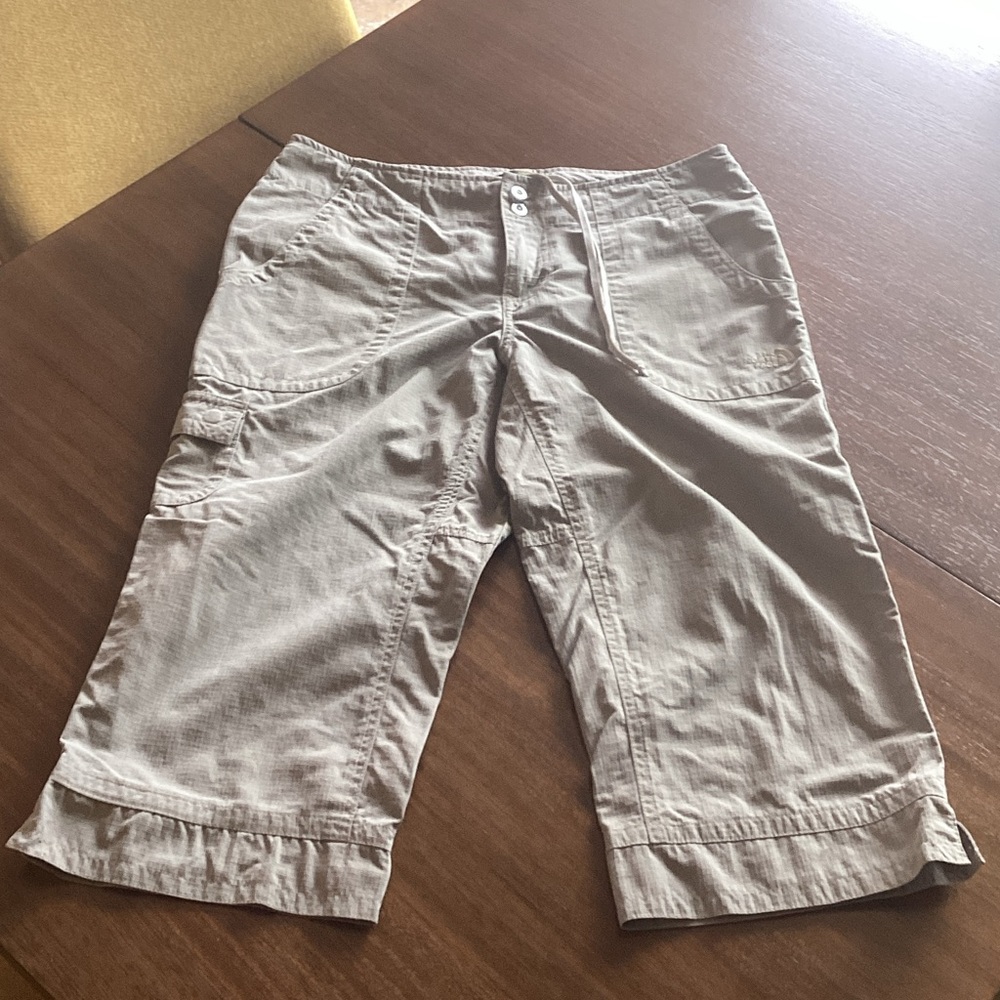 The North Face Women's beige Capris